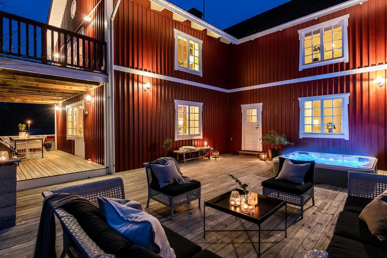 Charming Villa At Askersund Golf Resort Ammeberg Luaran gambar