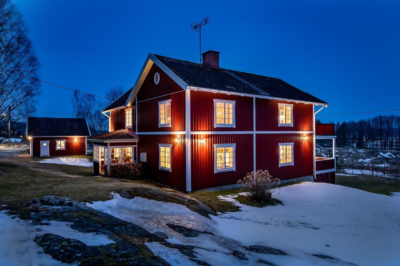 Charming Villa At Askersund Golf Resort Ammeberg Luaran gambar